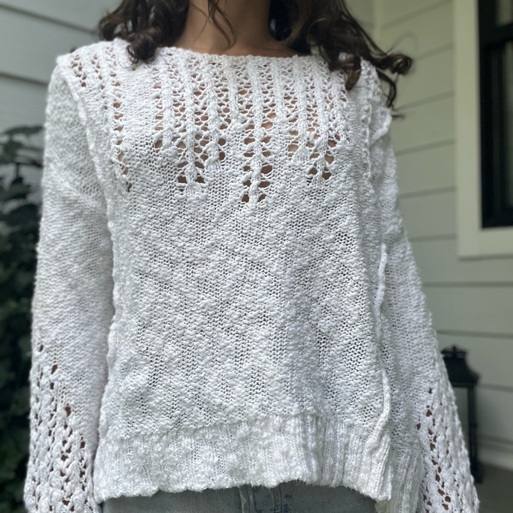 Arizona Jean Company White Knit Sweater